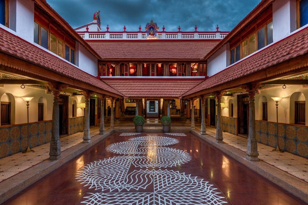 Parchment dot grid matrix of Pulli Kolam