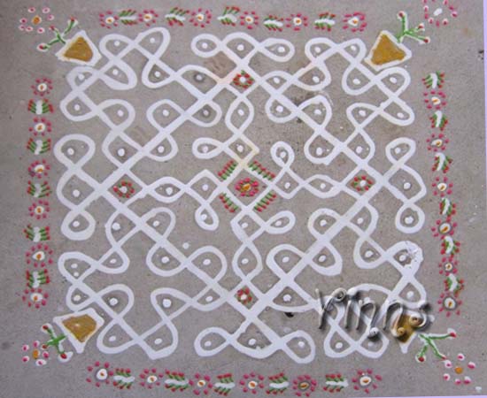 9 Pulli sikku kolam