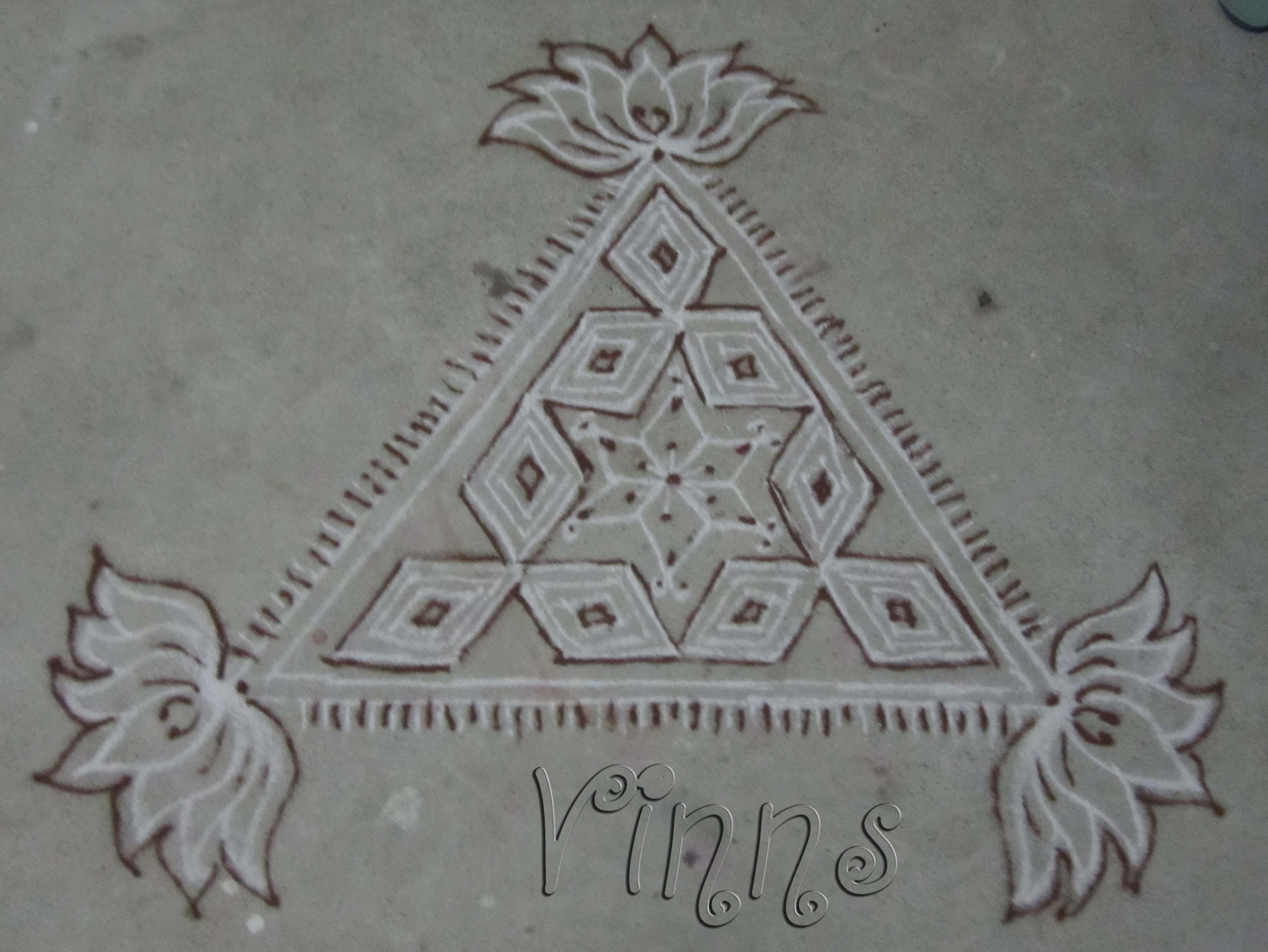 Triangle Kolam