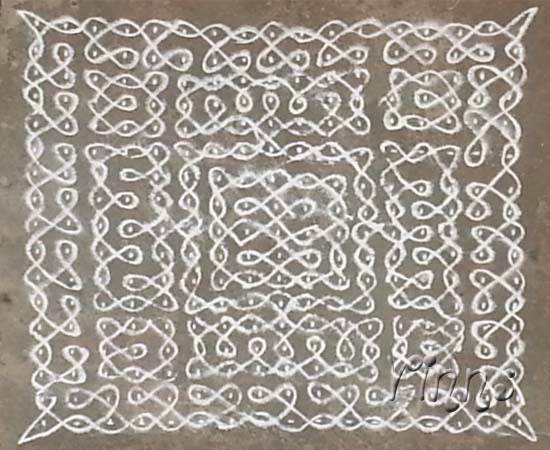 Sikku kolam with 17x17 dots