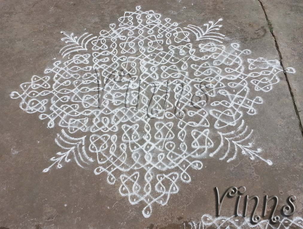 Big sikku kolam with 27 dots