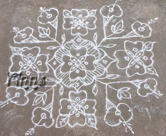 17 Dots Flower Kolam