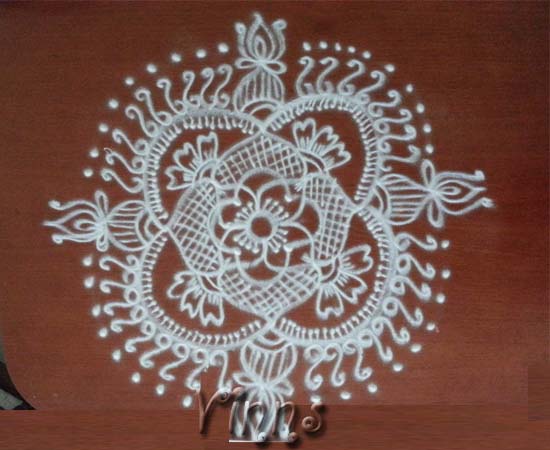Freehand kolam