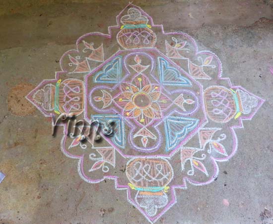 Pongal kolam with 25 Dots