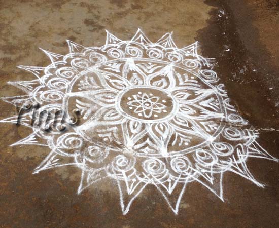 Freehand Kolam