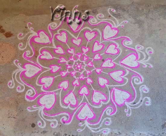 Freehand Hearts kolam