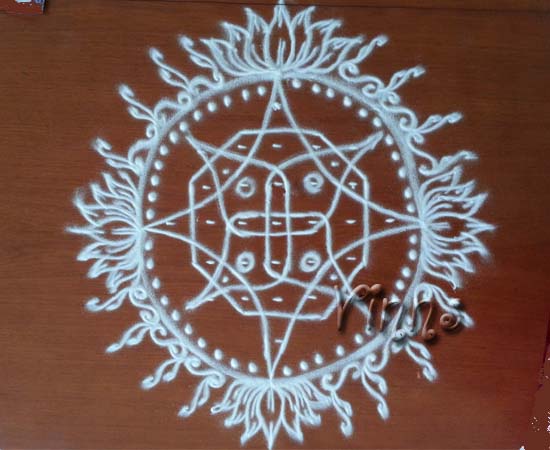 7 dots tippudu muggulu