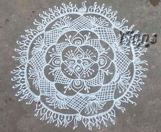 Chukkaleni muggulu dotless kolam