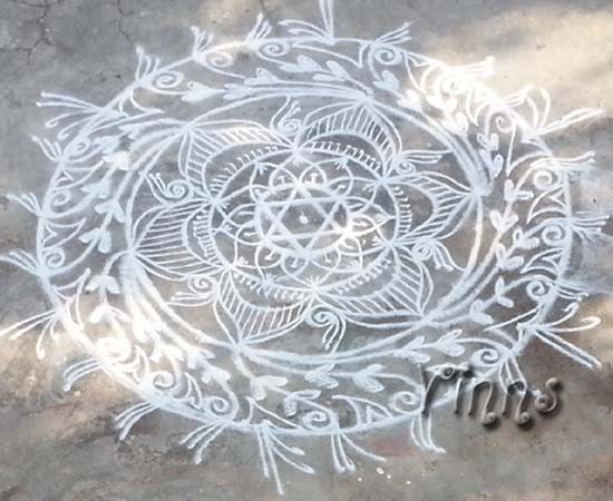 mugulu dotless kolam circle kolam