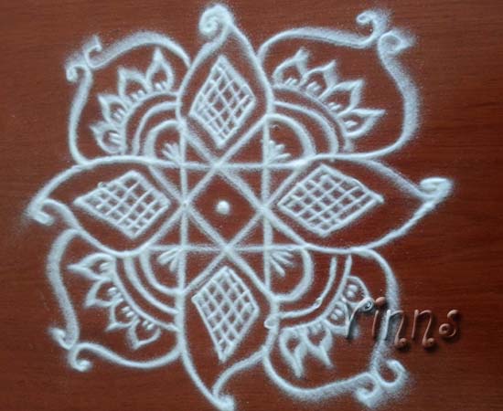 Muggulu dotless kolam rangavalli