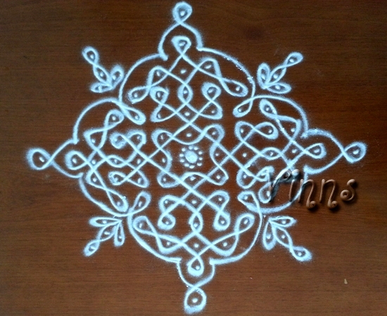Muggulu, Chikku kolam, Rangavallika