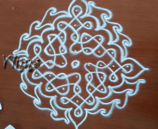 Muggulu, Rangavallika, Pulli kolam