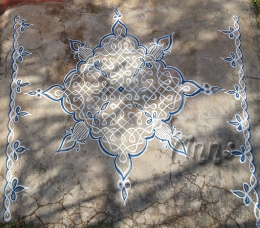tippudu muggulu, border, rangoli, pulli kolangal, rangavallika, kolam with dots, small kolam, simple kolam