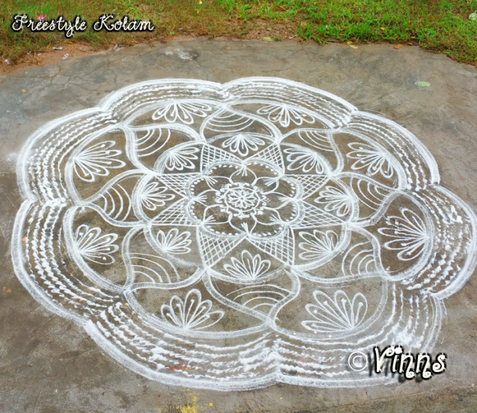 freehand_kolam_white_rangol