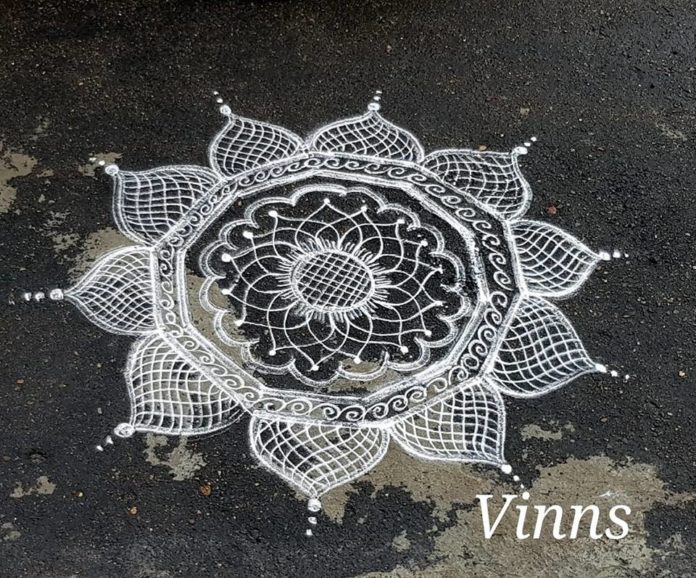 mugglu, kolam, dotless kolam, white kolam,