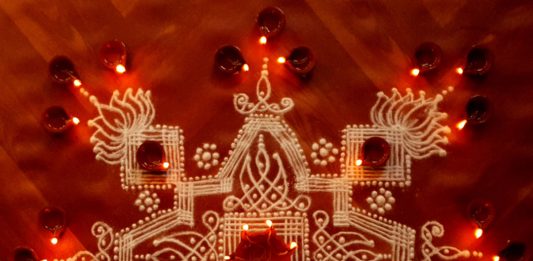 Padikolam || Sikku Kolam || Ilai Vilakku- Leaf Lamp margazhi kolam, big sikku kolam, karthigai, vilakku kolam, lamps, diya, karthigai month, kaarthigai, maha deepam, thiruvannamalai, margazhi kolam